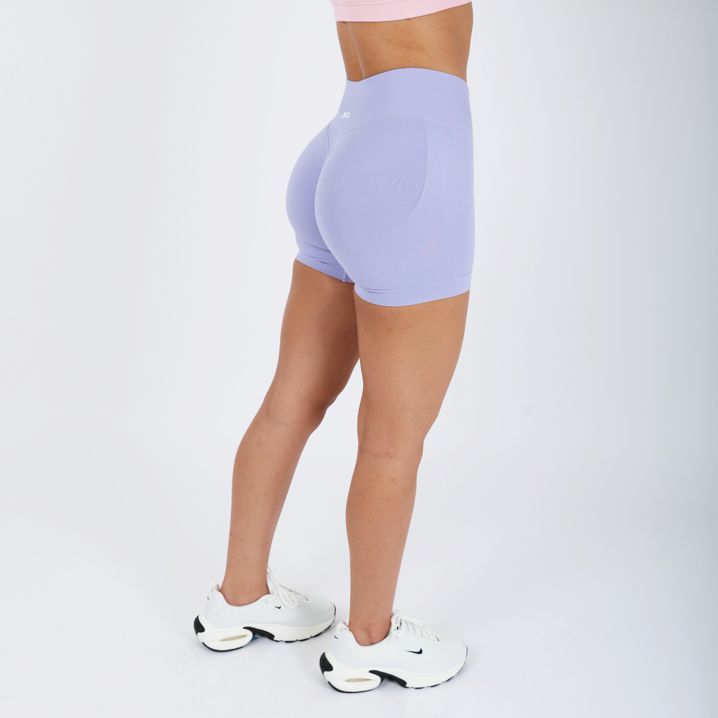 Avancer 4.5" Seamless Shorts