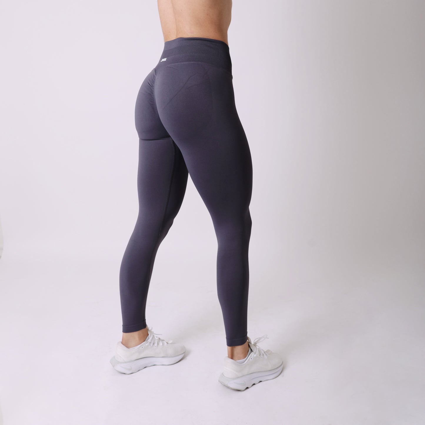 Avancer Neutral Seamless Leggings