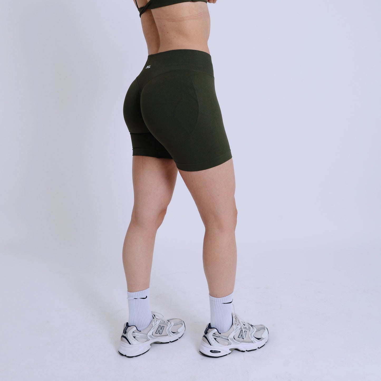Avancer Seamless Shorts 02