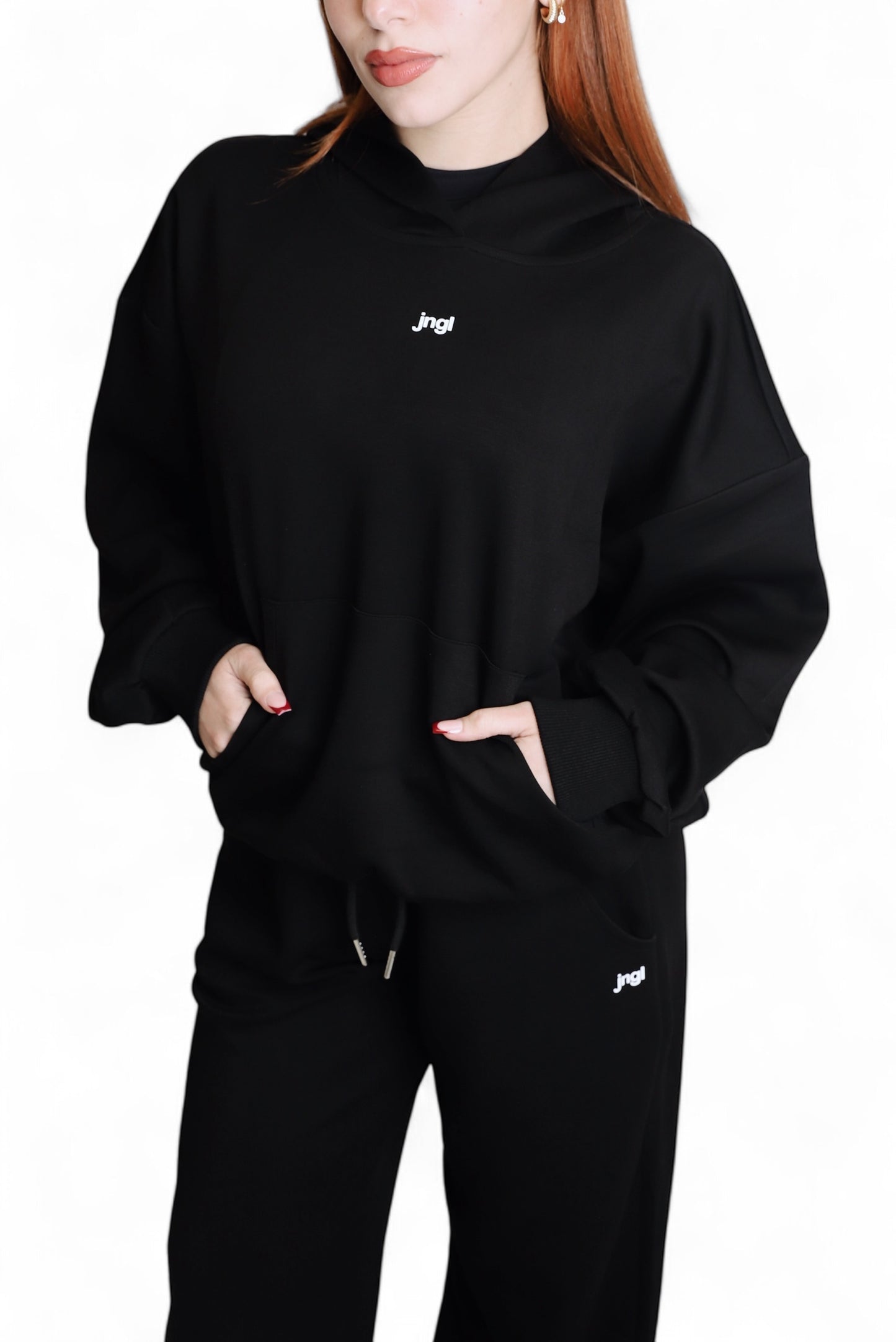 CONFORTABLE HOODIE