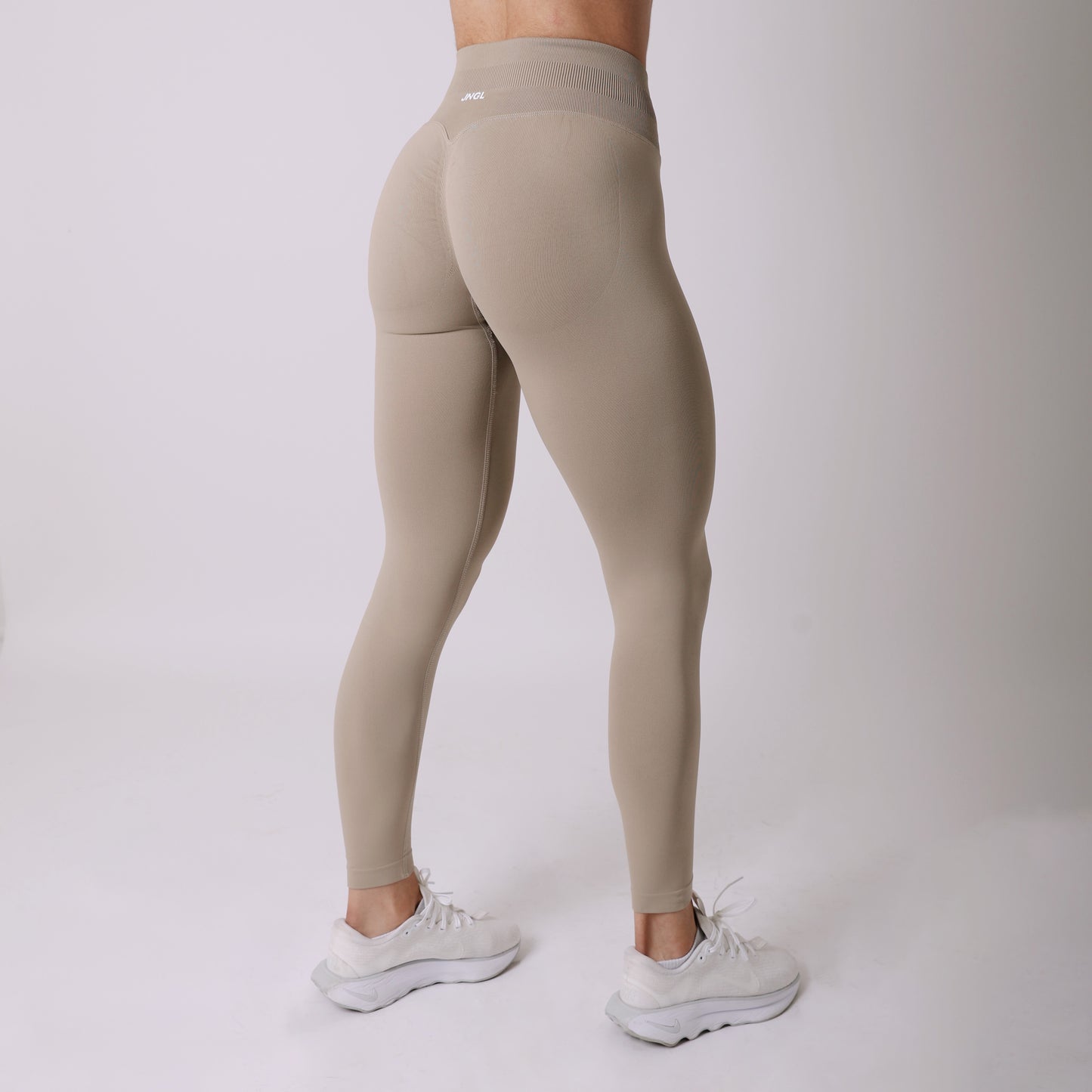 Avancer Neutral Seamless Leggings