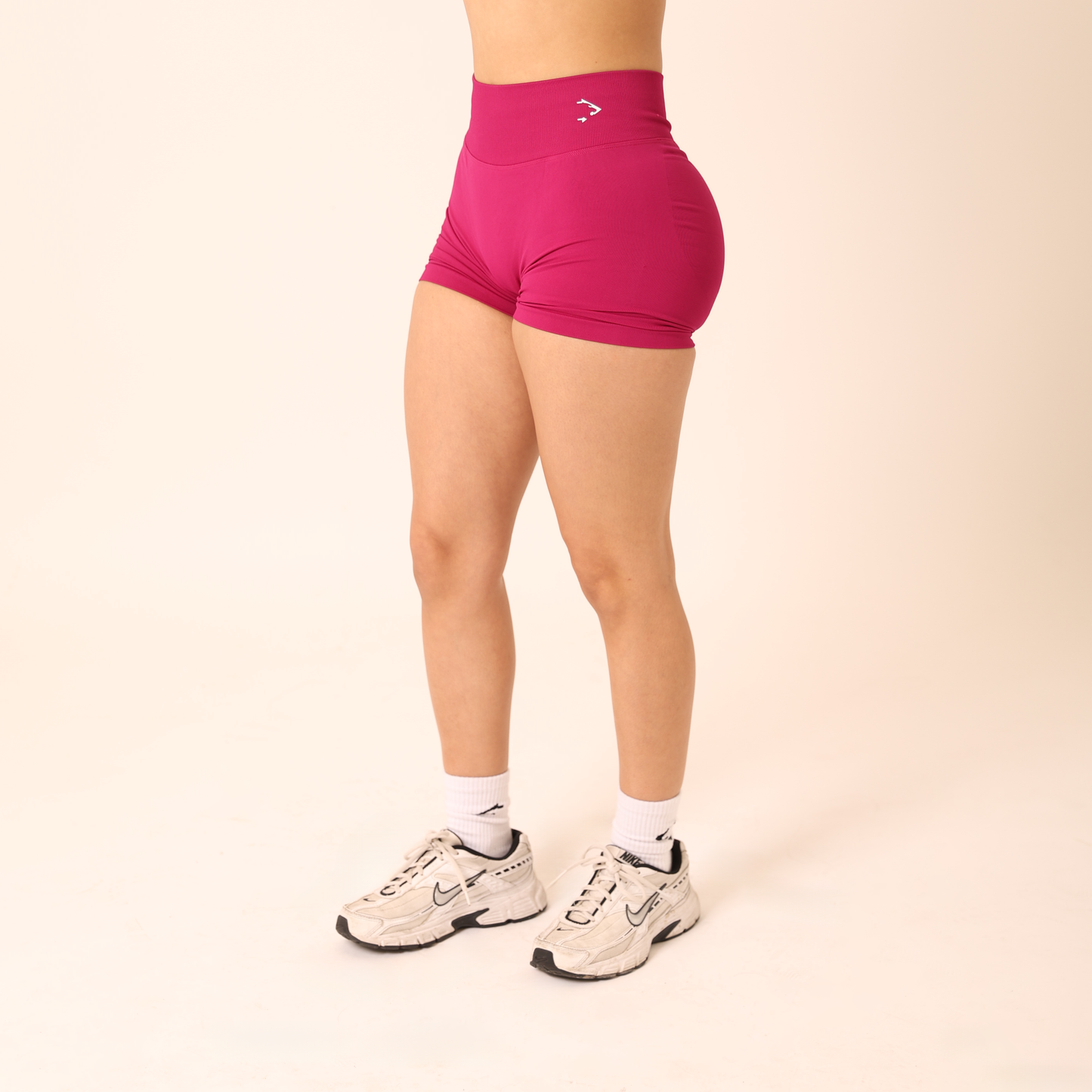 Avancer Seamless High Rise Shorts