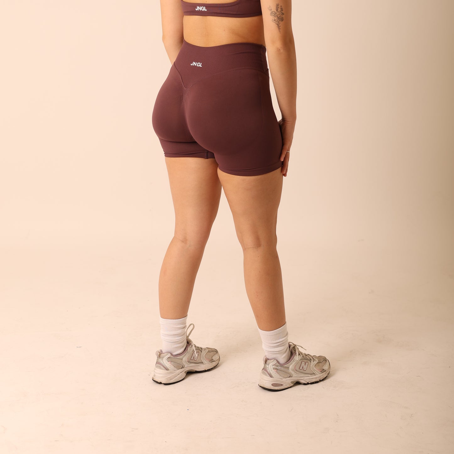 Intersect Seamless Shorts