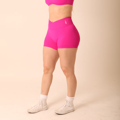 Intersect Seamless Shorts
