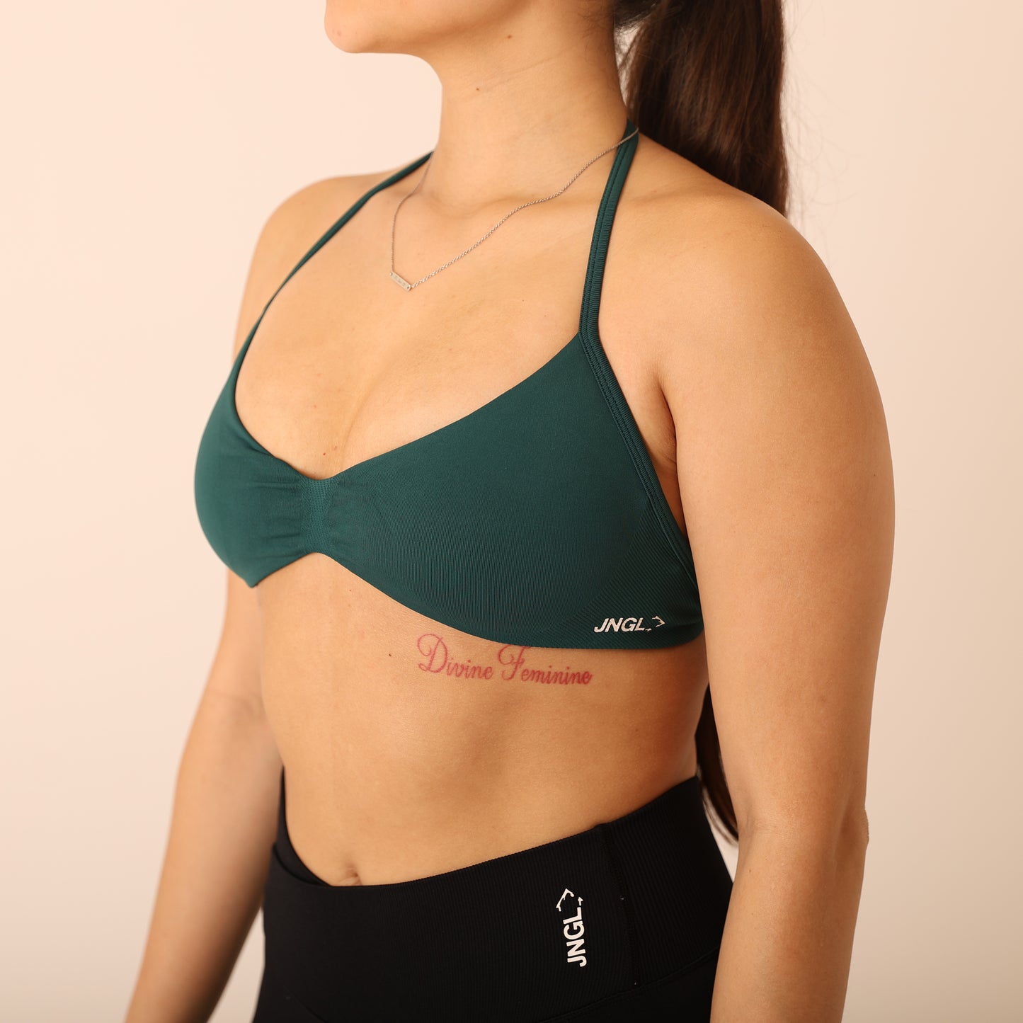 Avancer Seamless Thin Strap Scrunch Halter Sports Bra