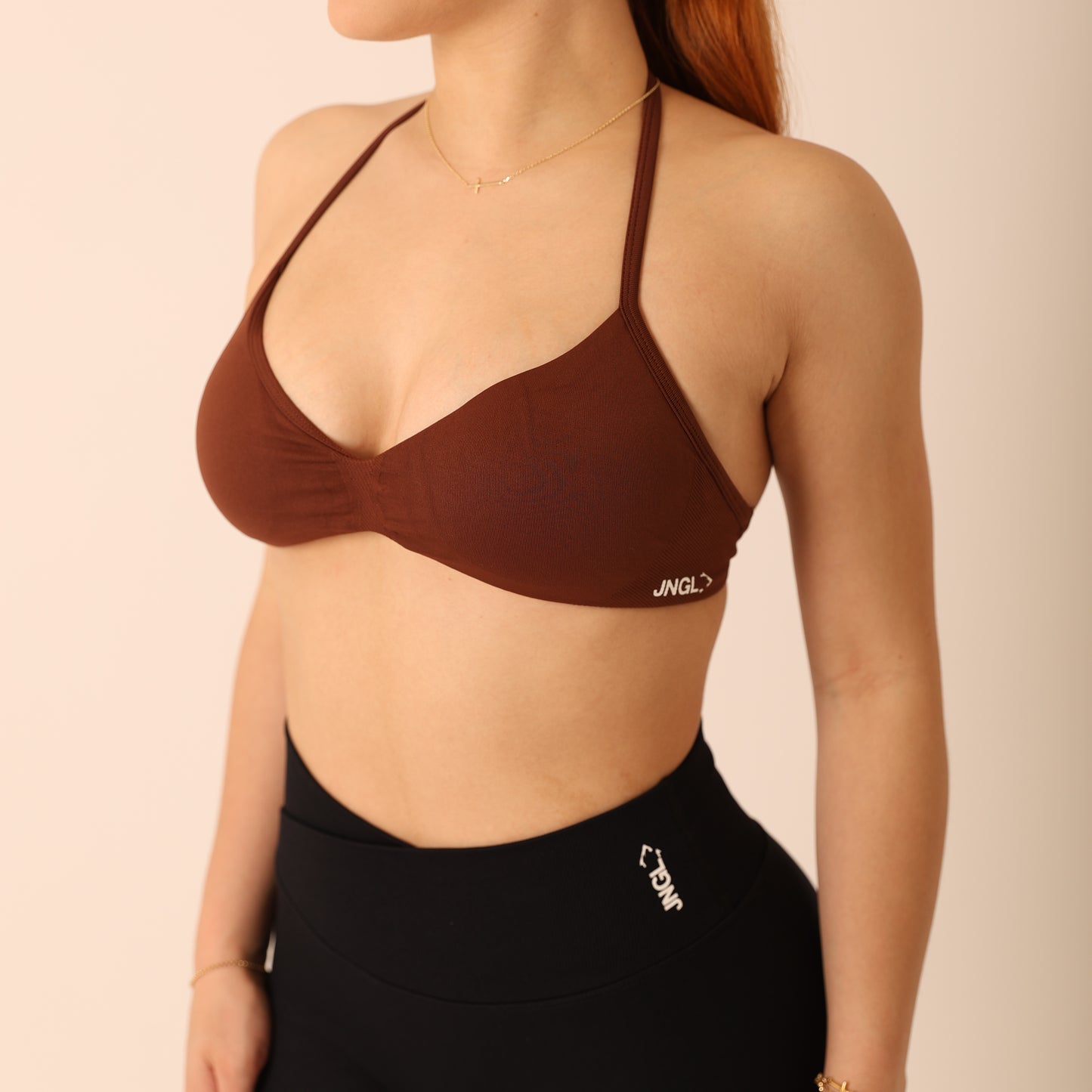 Avancer Seamless Thin Strap Scrunch Halter Sports Bra
