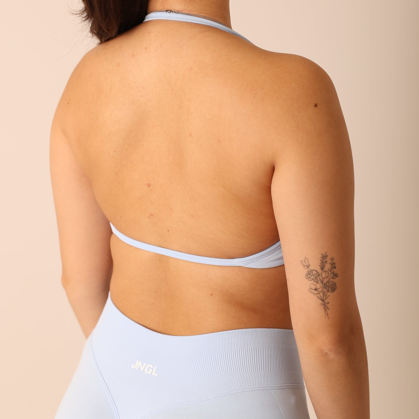 Avancer Seamless Thin Strap Scrunch Halter Sports Bra