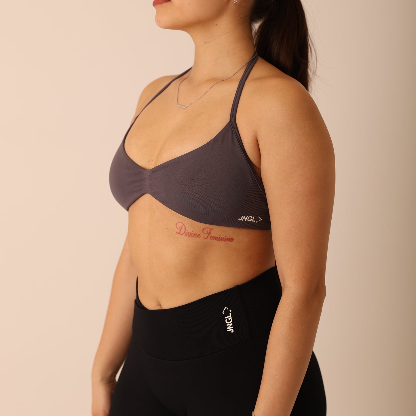 Avancer Seamless Thin Strap Scrunch Halter Sports Bra