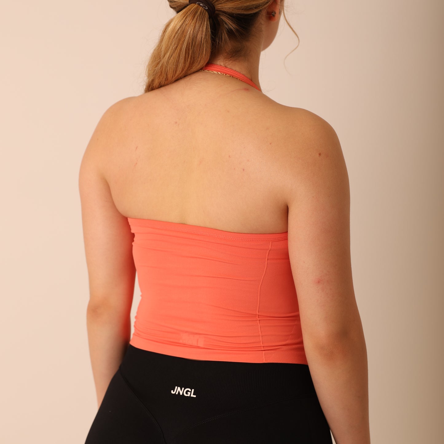 Avancer Seamless Thin Strap Scrunch Halter Top