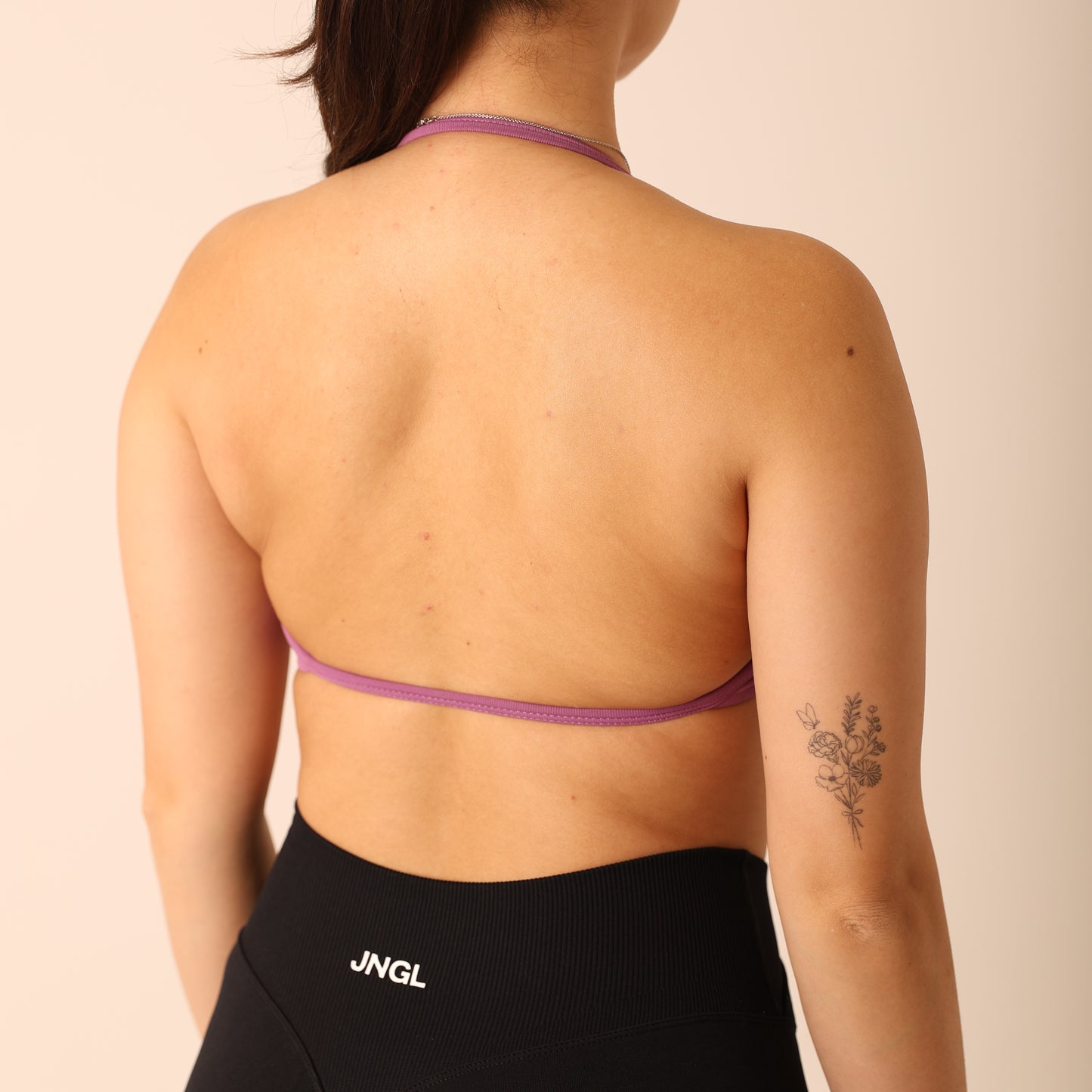 Avancer Seamless Thin Strap Scrunch Halter Sports Bra