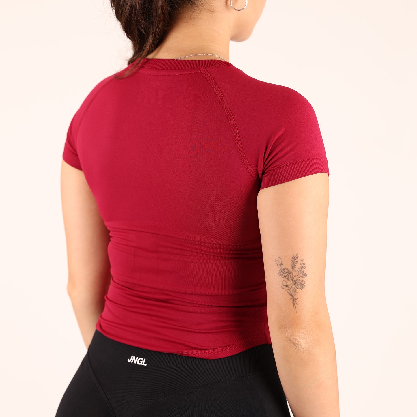 Avancer Seamless T