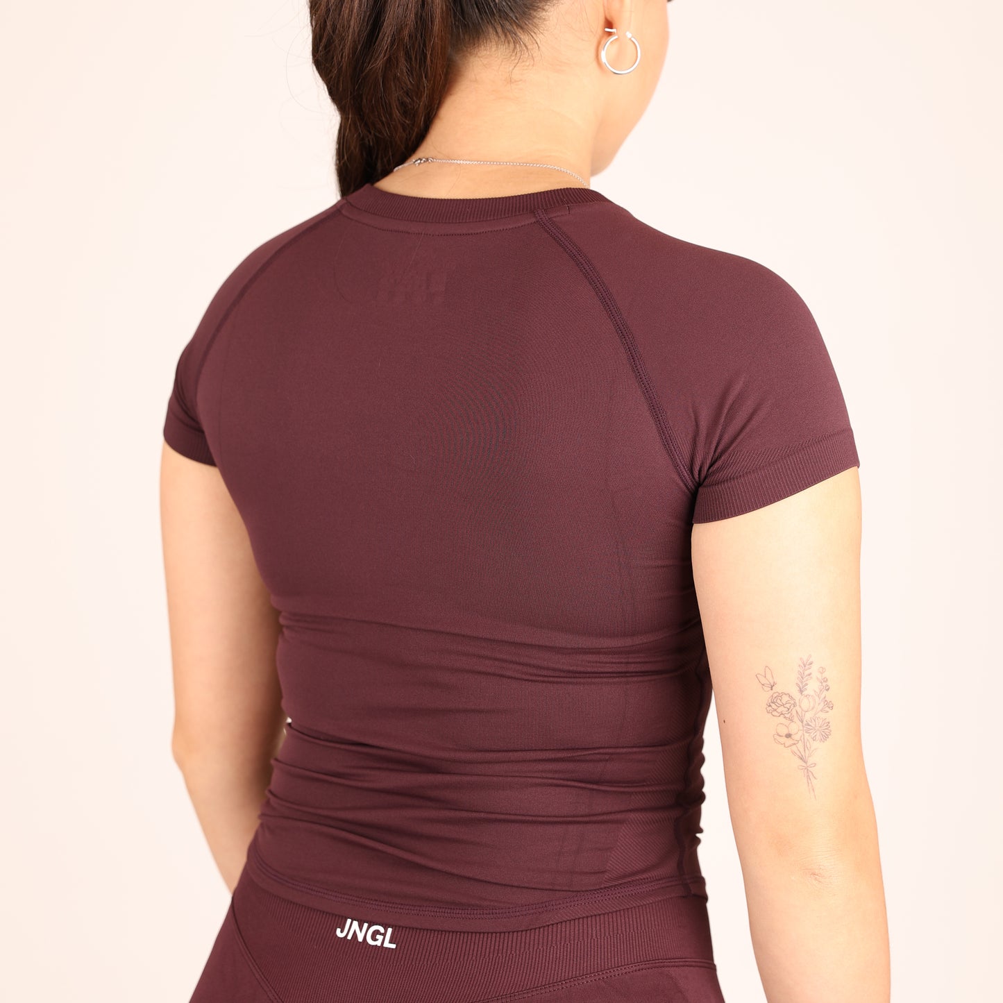 Avancer Seamless T