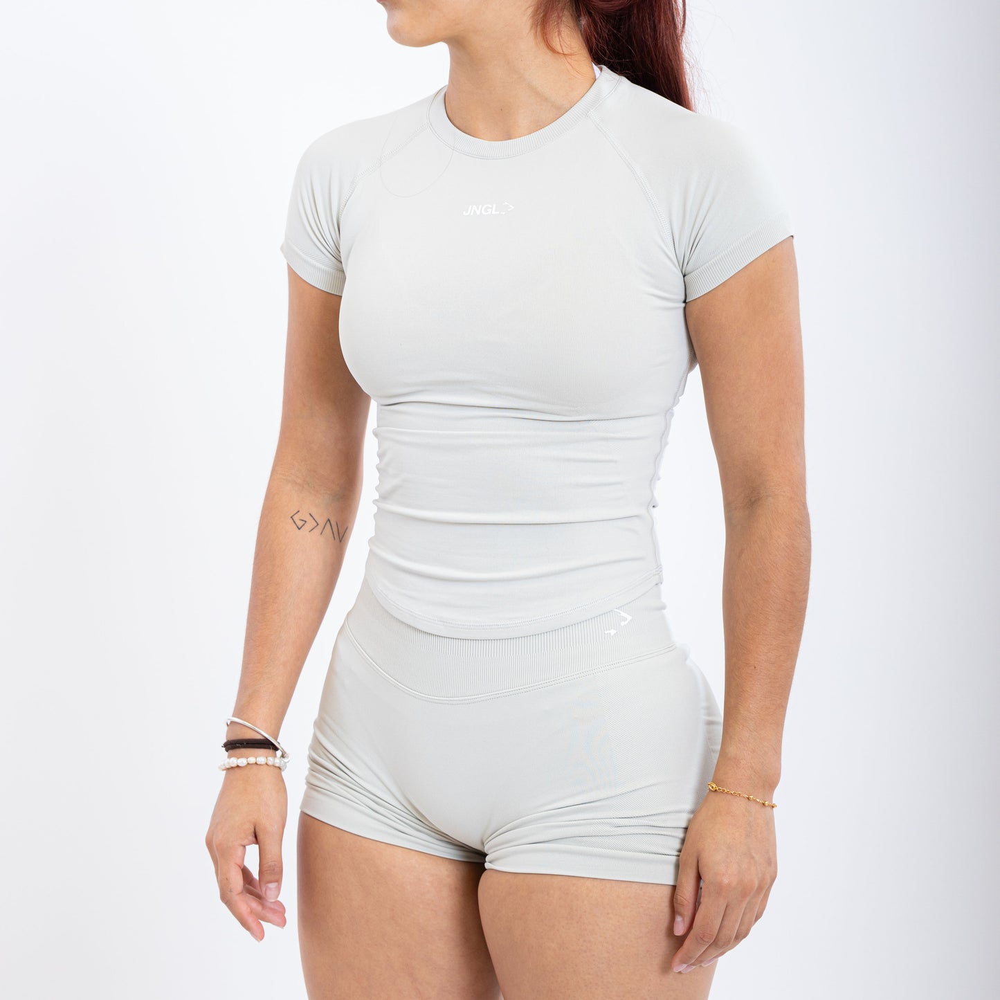 Avancer Seamless Compression T