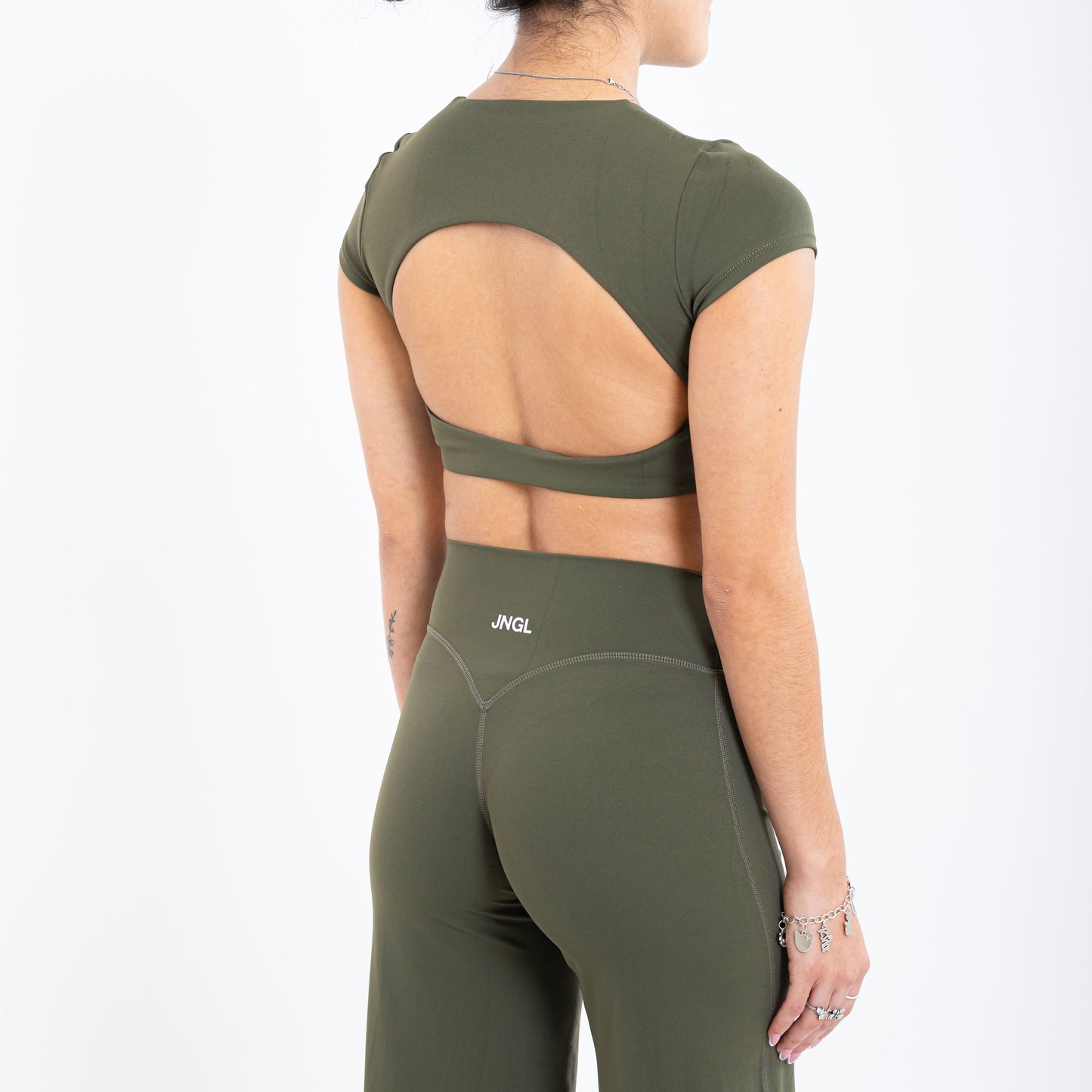 Shape Open Back Cropped T