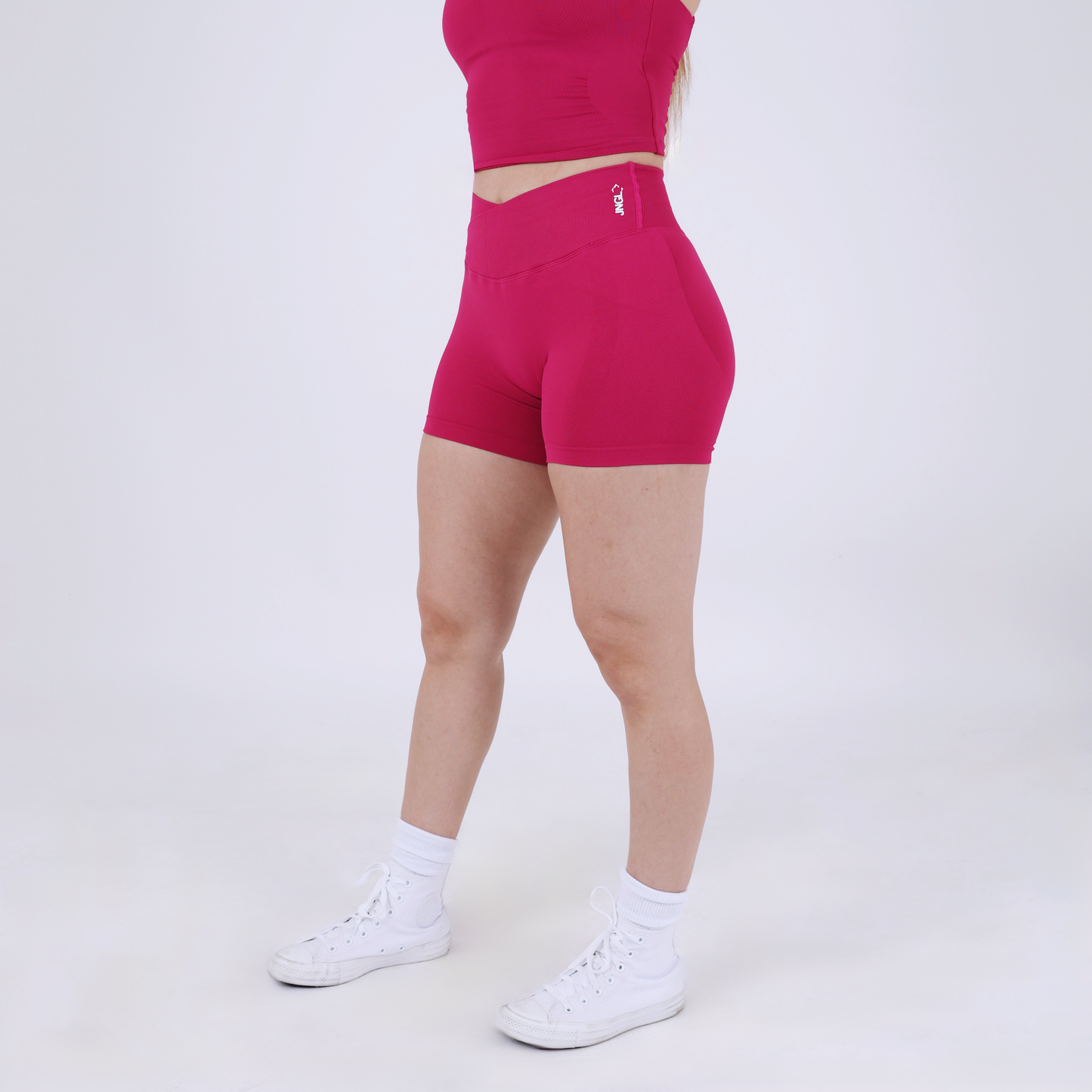 Intersect Seamless Shorts