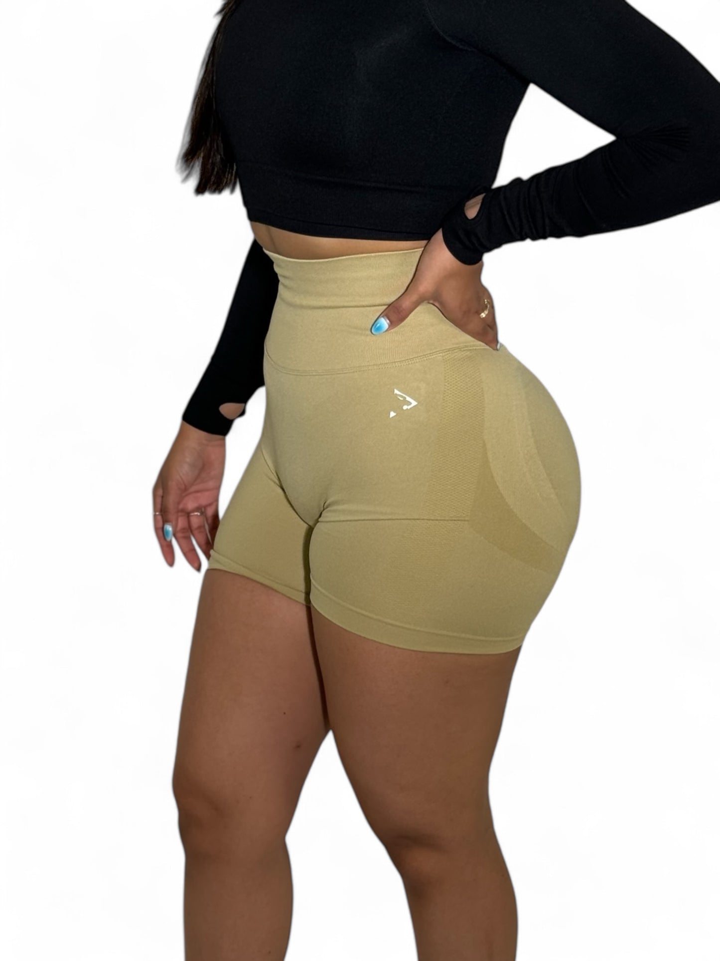 SEAMLESS SHORTS
