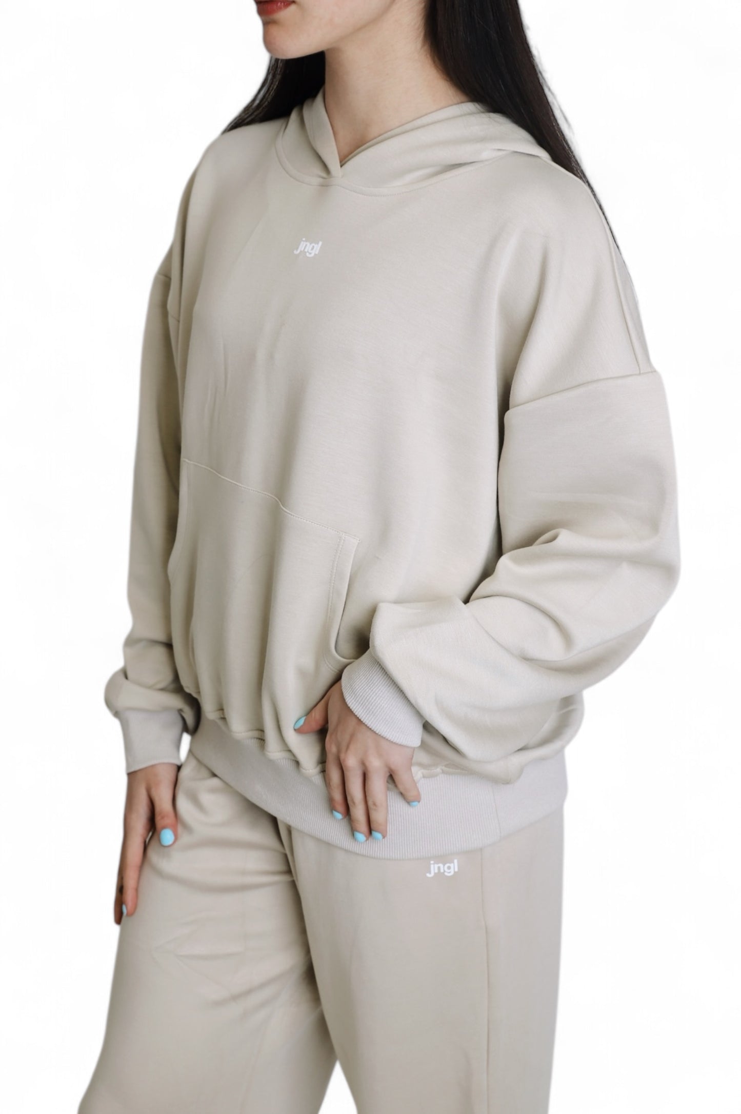 CONFORTABLE HOODIE